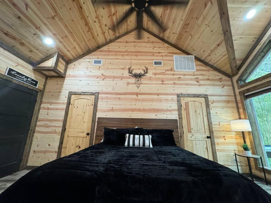 Holiday home The Moonlight Dream Cabin! Broken Bow